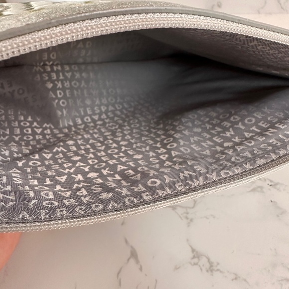 **SOLD** KATE SPADE Mavis Street Gia Pouch Clutch Silver Glitter Bling - Picture 7 of 7